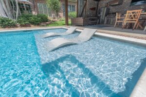 Tanning Ledge on a inground swimming pool | Broussard, LA
